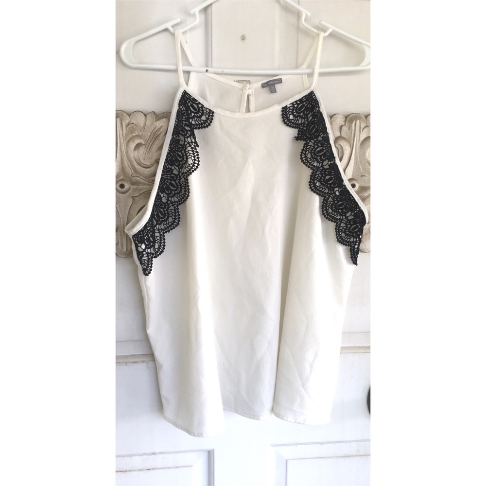 Charlotte Russe white w black lace